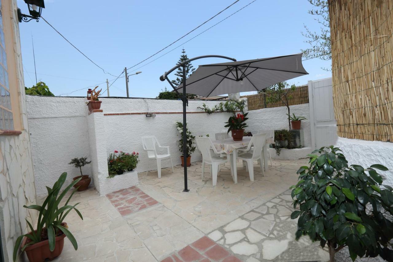 Casa Vacanze Ninfa Авола Екстериор снимка