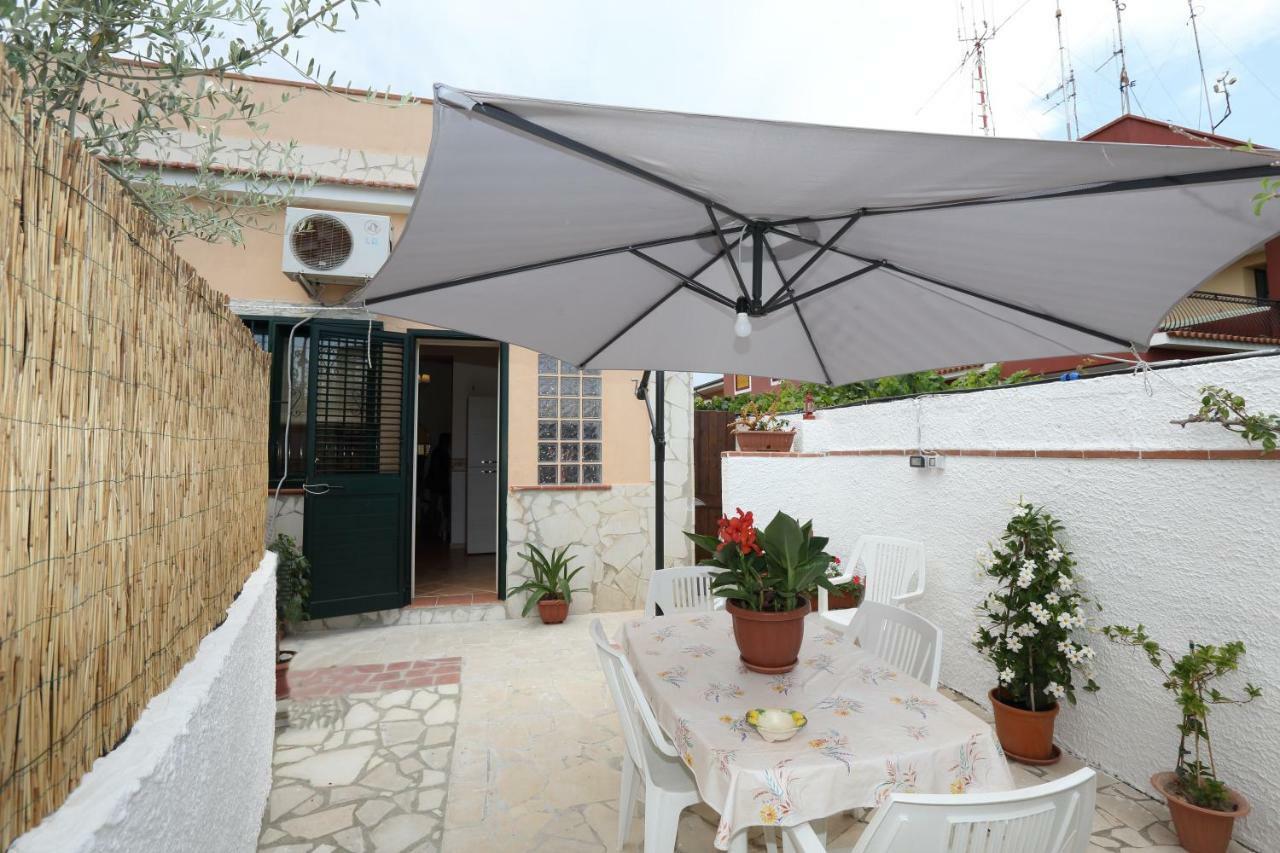 Casa Vacanze Ninfa Авола Екстериор снимка